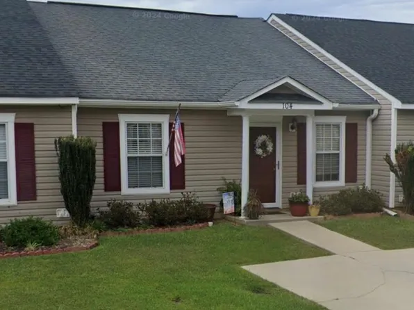 104 Hailey Ct, Greenwood, SC 29649