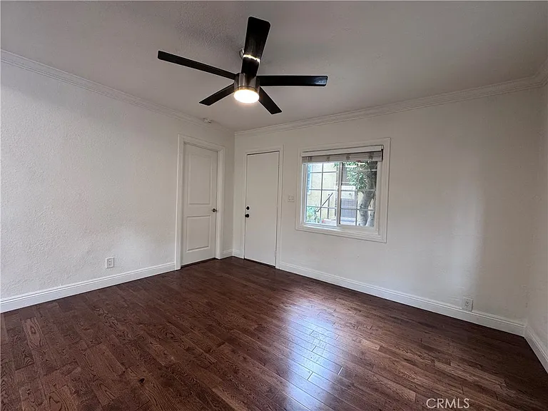1325 Douglas St — Photo 4