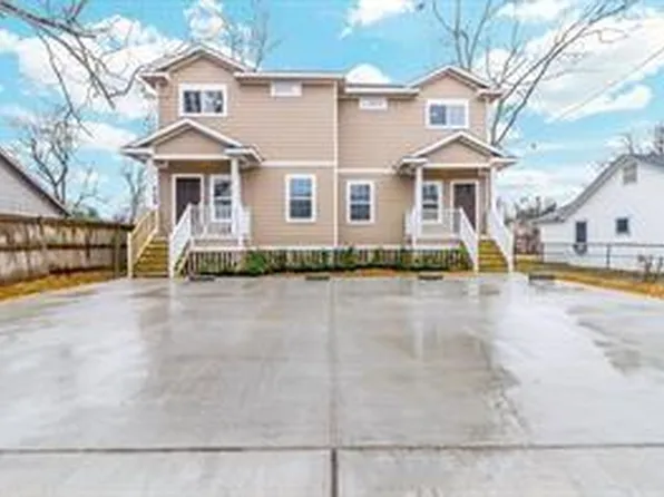 710 Barkley St #B, Houston, TX 77022