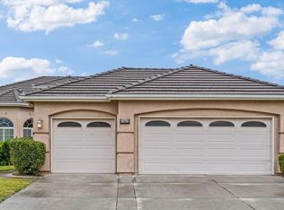 5669 E Atwood Ave, Fresno, CA 93727