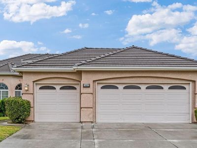 5669 E Atwood Ave, Fresno, CA, 93727