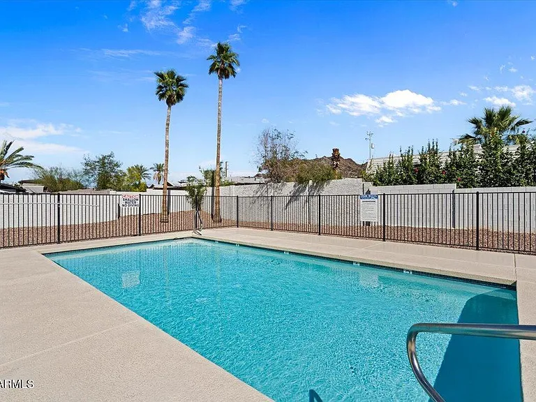 1346 E Mountain View Rd #208 — Photo 28