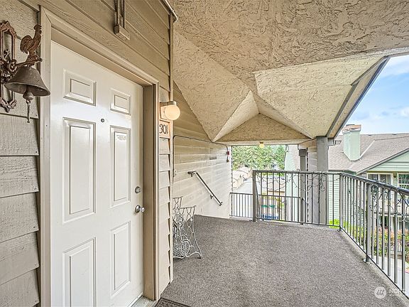 5th image of 13209 Newcastle Way #C301