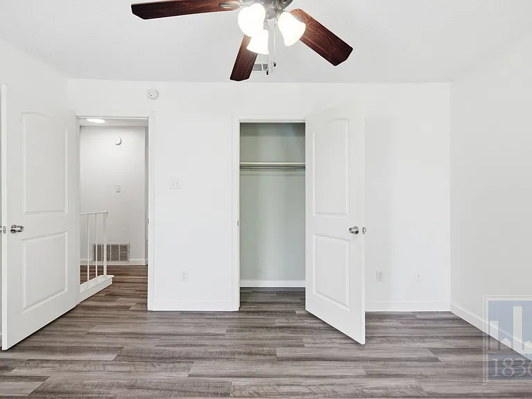 8400 Jamestown Dr #534 — Photo 15