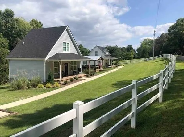 150 Getaway Cv, Smithville, TN 37166