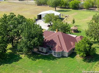 16945 Fm 463, Natalia, TX 78059