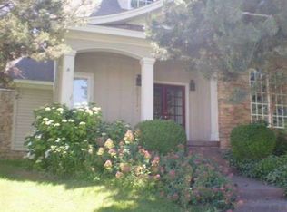 6913 W 20th Ave, Kennewick, WA 99338