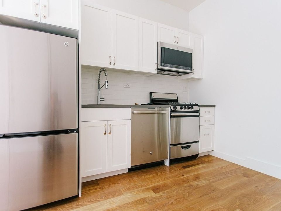 2nd image of 1501 Dekalb Ave #3C