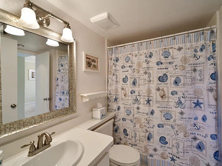 7085 Gulf Of Mexico Dr #21 — Photo 19