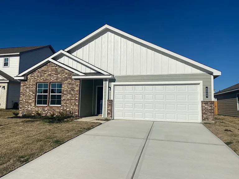 6009 Crest Bridge Ct — Photo 2