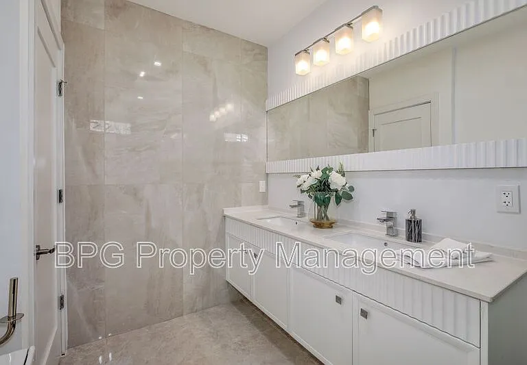 3921 W St NW #1 — Photo 82