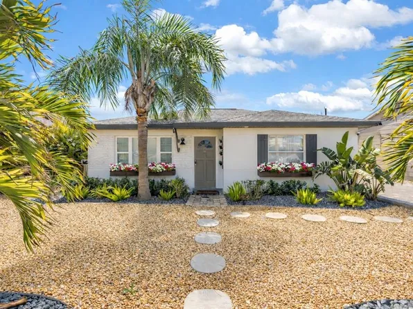 14066 Marguerite Dr, Madeira Beach, FL 33708