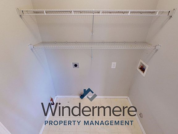 3rd image of 1243 SE Newgate Dr