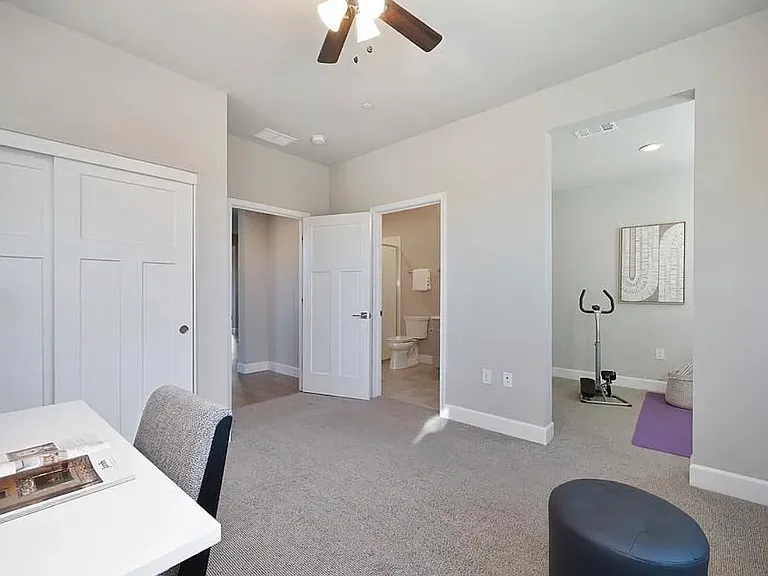 2230 Cannery Loop — Photo 12