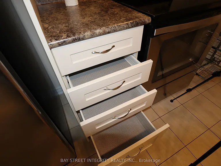 2435 Greenwich Dr #39 — Photo 24