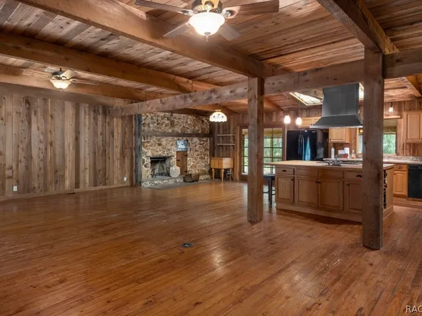 4405 S Neals Hideaway Point, Homosassa, FL 34448