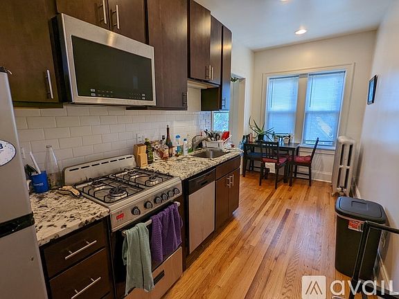 5th image of 6439 N Newgard Ave #3A