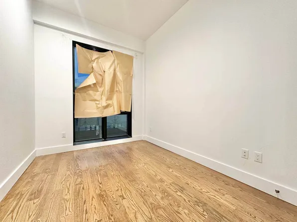 195 Troutman Street image 7 of 8