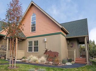 8941 Cliff Swallow Dr, Redmond, OR 97756