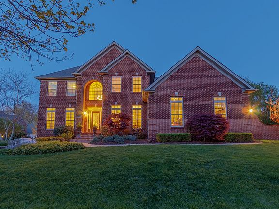 4th image of 2169 Carolina Ln