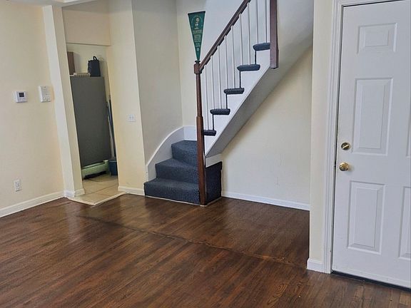 4th image of 162 Dorchester St #2