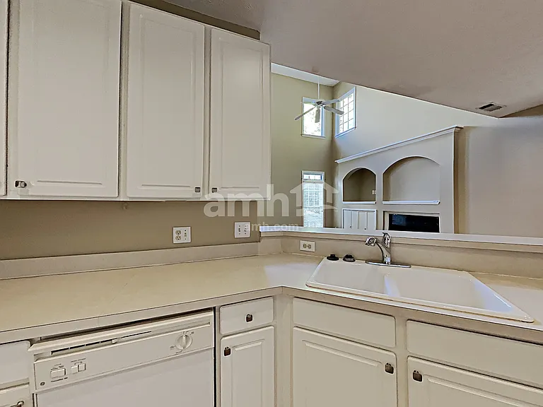 2175 Carlysle Cove Dr — Photo 11