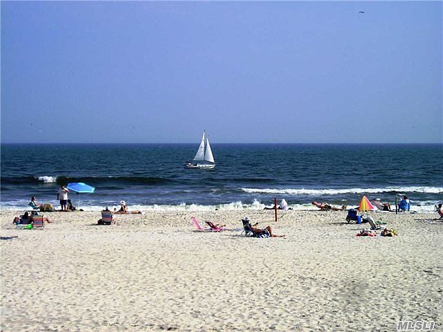 1st image of 30 Biarritz St