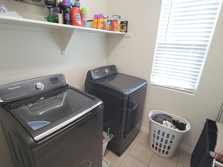 1648 S 82nd Way — Photo 30