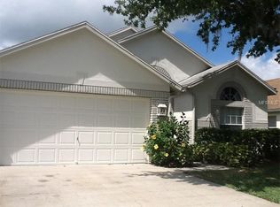 1215 Maximilian Dr, Zephyrhills, FL 33543