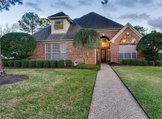 5526 Honor Dr, Houston, TX 77041