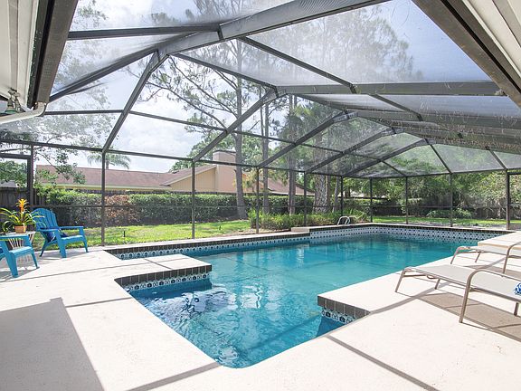 2nd image of 13623 Diamond Head Dr