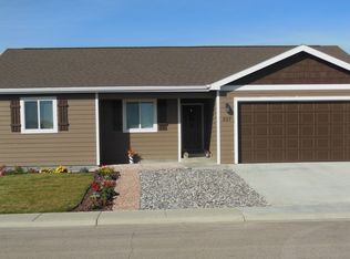 207 College Park Circle, Gillette, WY 82718