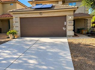 660 W Desert Blossom Dr, Green Valley, AZ 85614