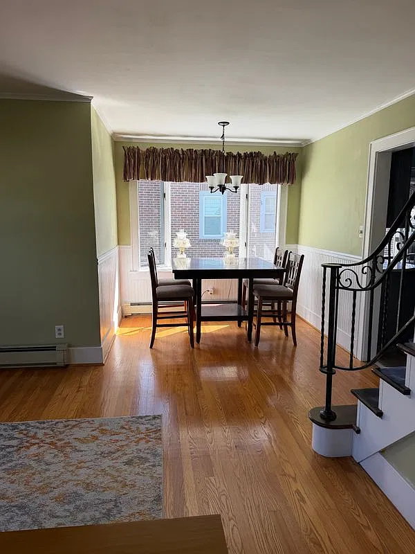 3 bed, 1.0 bath, 1124 sqft, $2,500 — Photo 4