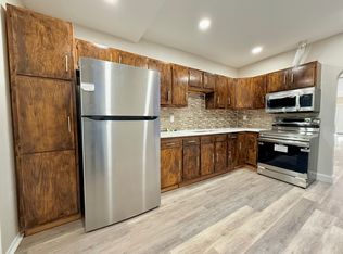 744 N 13th St, Reading, PA 19604