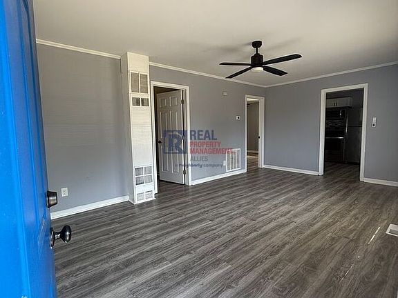 2nd image of 2913 Skyline Rd