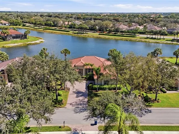 10320 Wishing Stone CT, BONITA SPRINGS, FL 34135