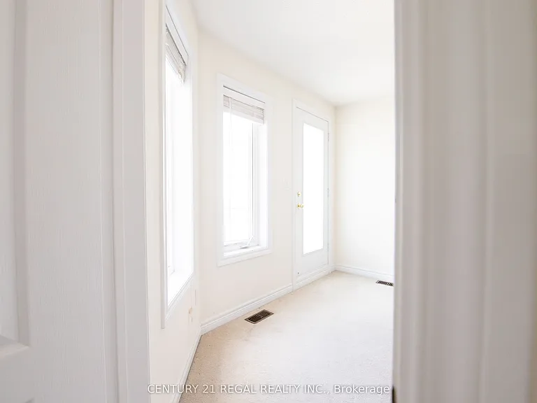 43 Tollgate St #UPPER — Photo 29