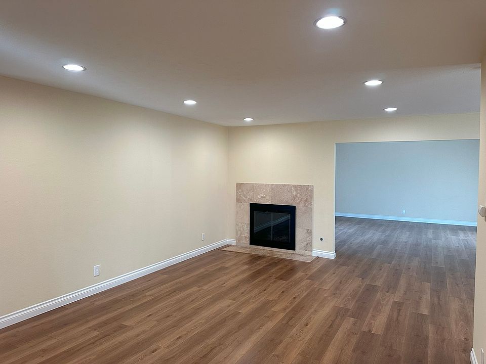 1st image of 1066 Adel Ave
