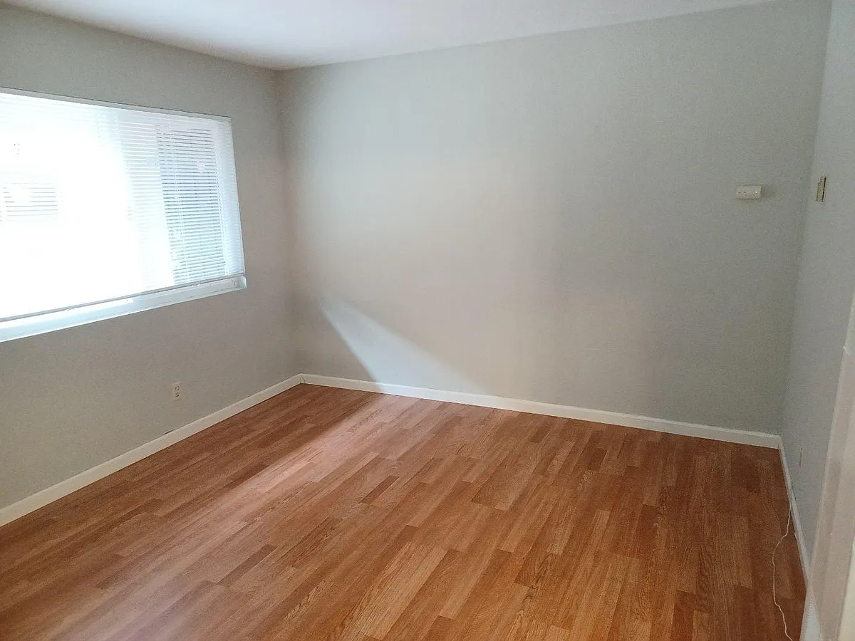 Building Photo - 2520 S St #7