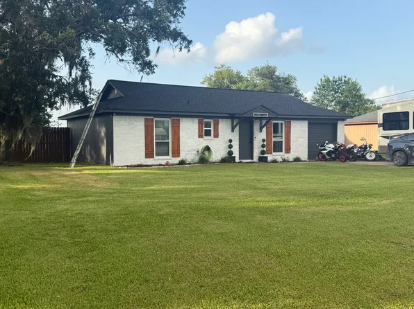 124 Hutson Ln, Brazoria, TX 77422