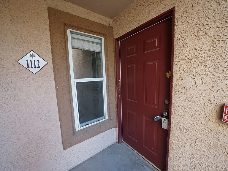 1150 N Buffalo Dr #1112-27 — Photo 4