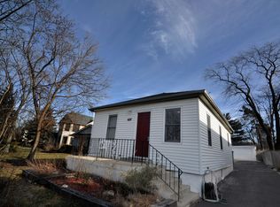 4237 Belle Aire Ln, Downers Grove, IL 60515