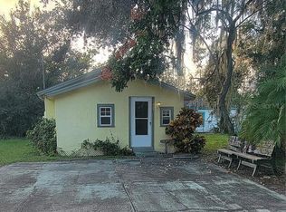 1002 S Locust Ave, Sanford, FL 32771