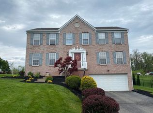 111 Whitewood Dr, Aliquippa, PA 15001
