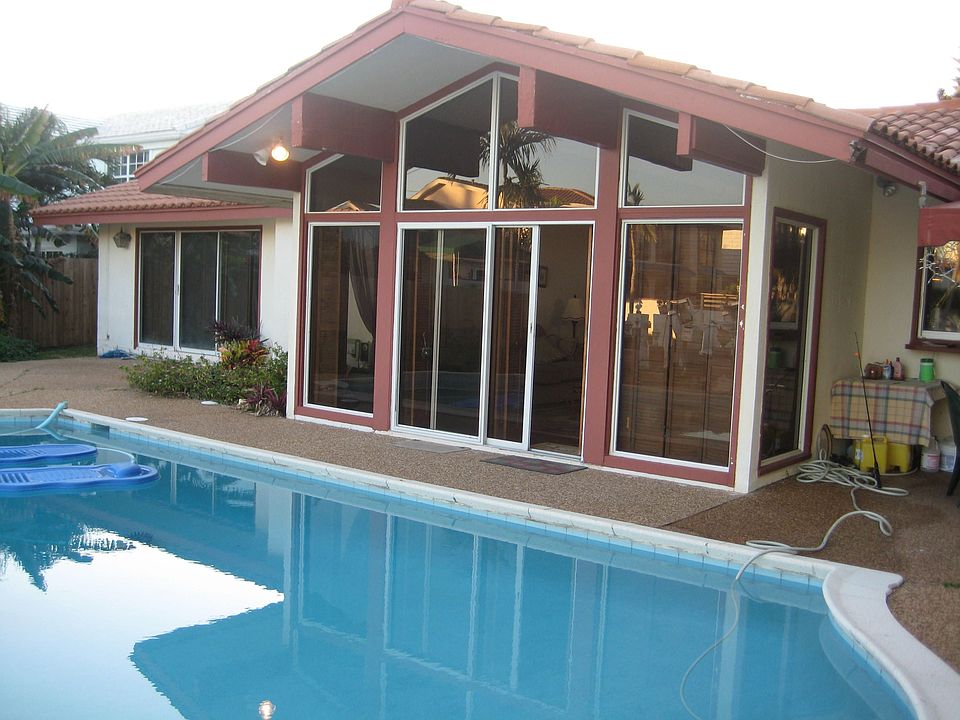 1st image of 4410 Bayview Dr