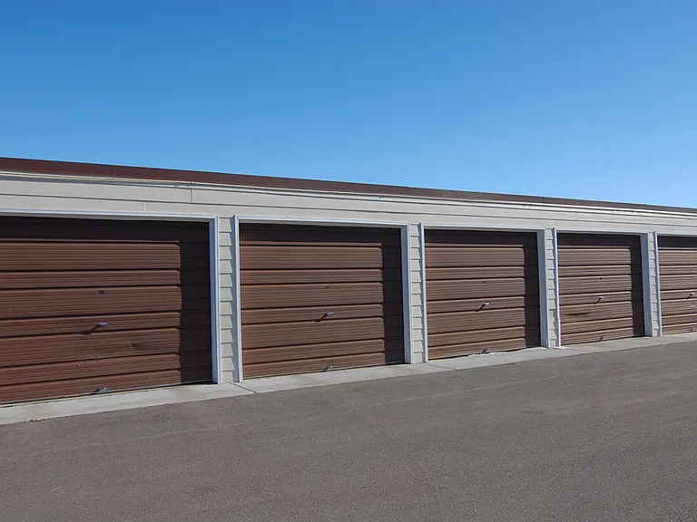 818 Southland Lane — Photo 1