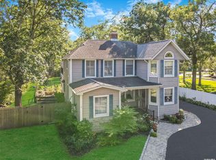 968 Montauk Hwy, Oakdale, NY 11769