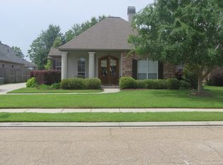17754 Jefferson Ridge Dr, Baton Rouge, LA 70817