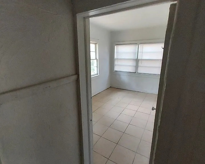 627 State Ave #B — Photo 18